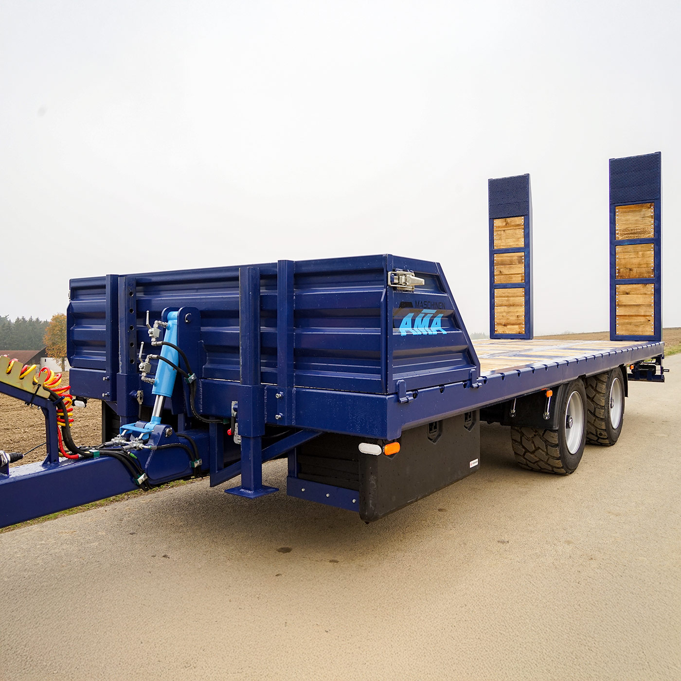 Tieflader – Plattformanhänger