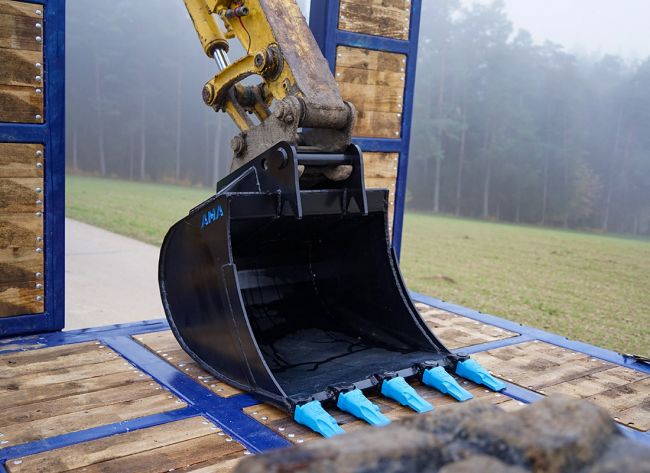 Tieflöffel von AMA Maschinen