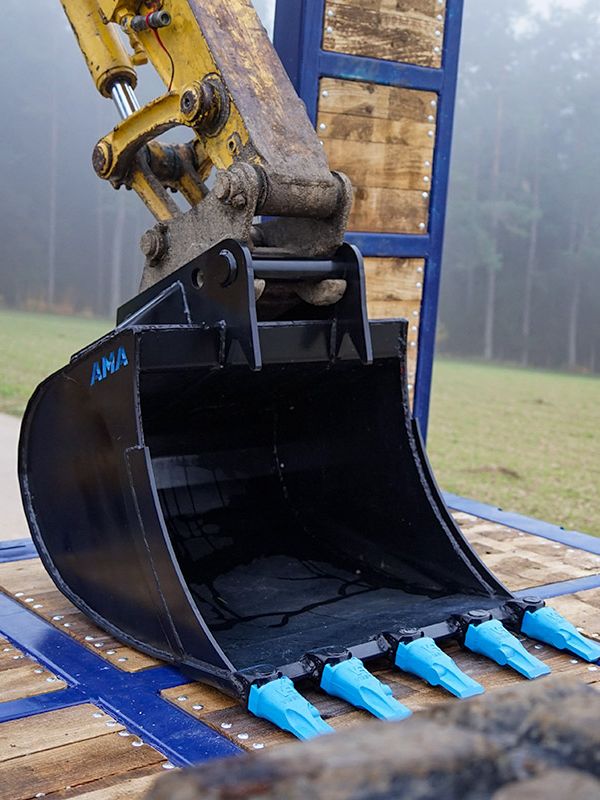 Tieflöffel von AMA Maschinen